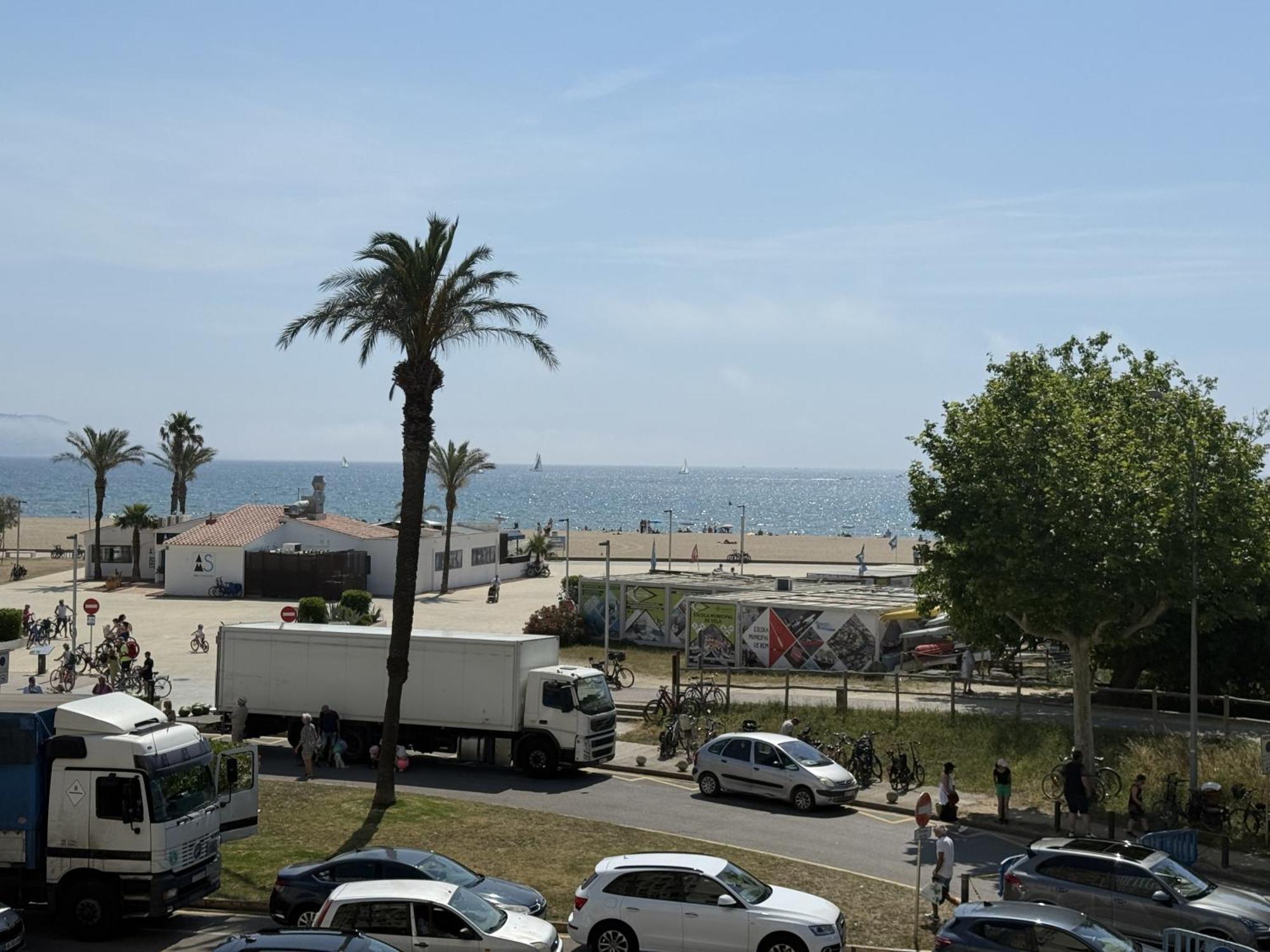 3Apartamento De Tres Habitaciones Empuriabrava Kültér fotó